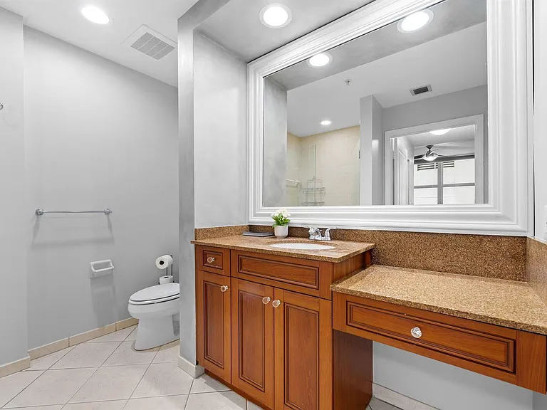 347 N New River Dr E #405 — Photo 13