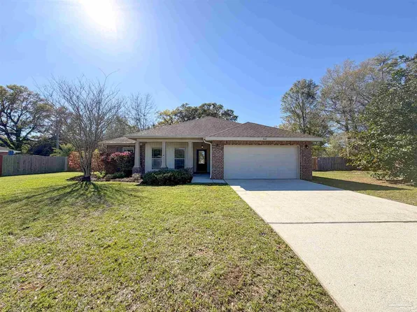 5441 Pescara Dr, Pace, FL 32571