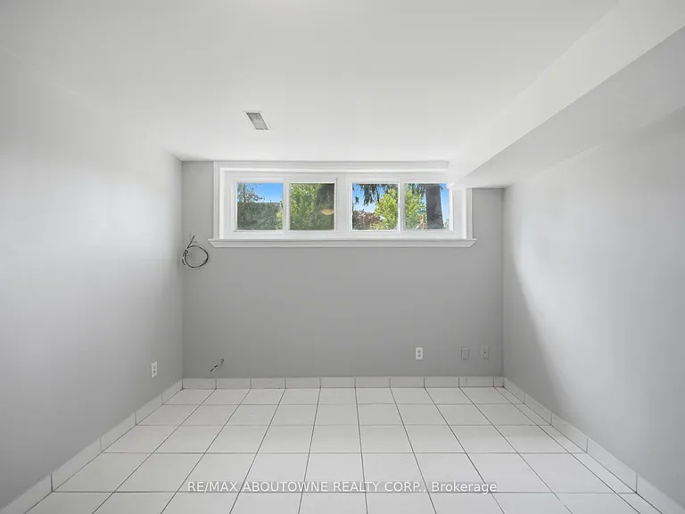 203 Nelson St #3 — Photo 8