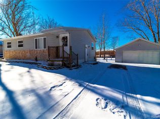 8353 Gale Rd, Otisville, MI 48463