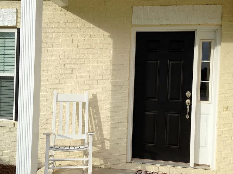 404 Abaco Cir — Photo 1