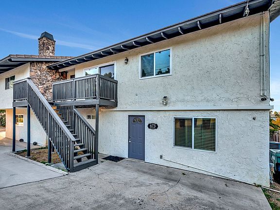 2nd image of 675 Sunset Dr