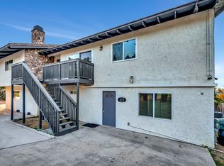 675 Sunset Dr, Vista, CA 92081