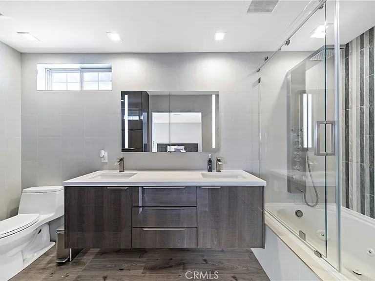 8711 Mossford Dr — Photo 15