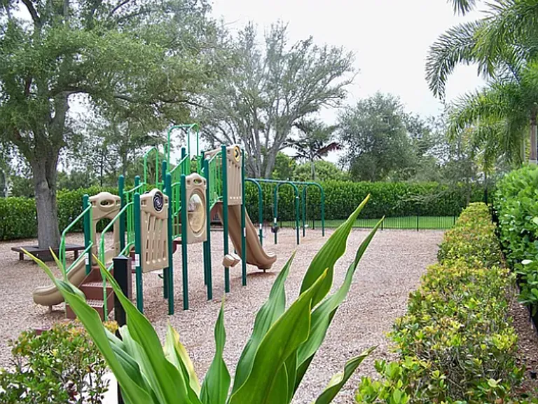 4785 San Fratello Cir — Photo 20