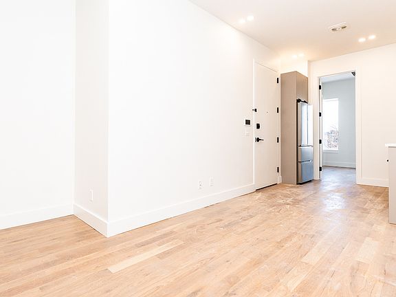 3rd image of 43 Kingston Ave #2C