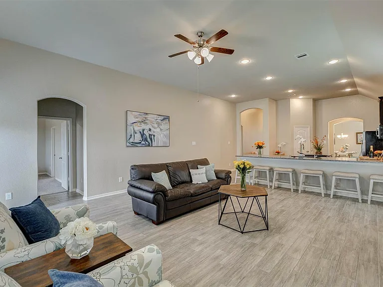 5318 Madeline Grace Dr — Photo 9