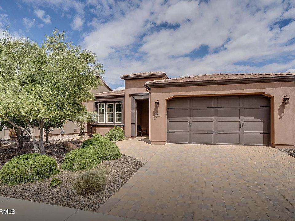 1st image of 1760 E Laddoos Ave
