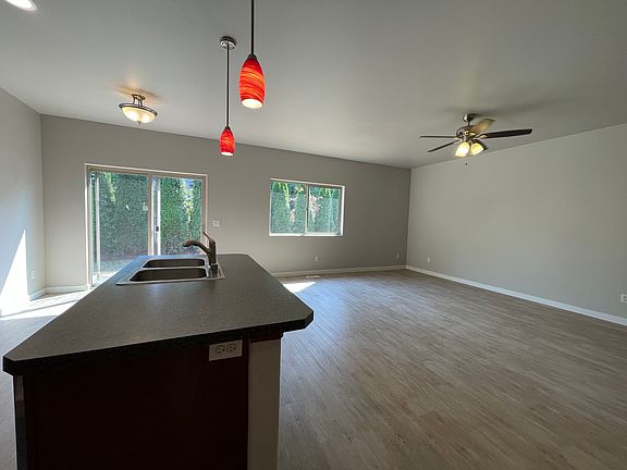 5th image of 3882 Malott Pl SE