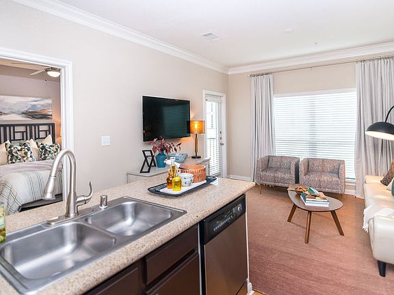 2nd image of 14951 Bellows Falls Ln #527