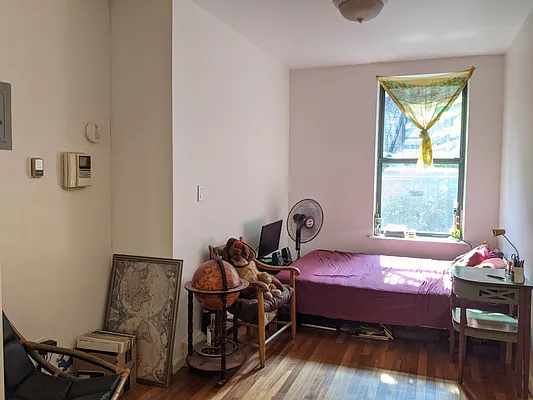 Rented by New York Realty | media 11