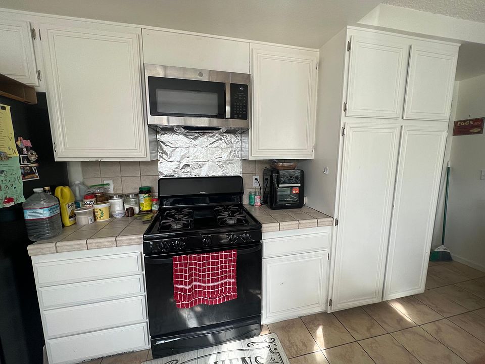 1st image of 7952 Orenza Way