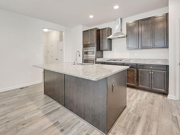 2nd image of 328 Boxelder Dr
