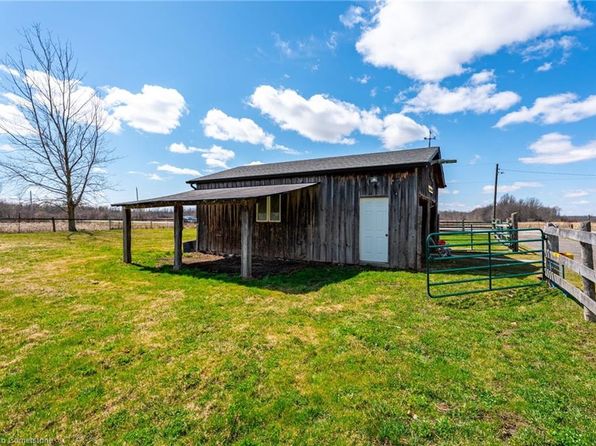 1716 Sunset Dr, Fort Erie, ON L2A 5M4