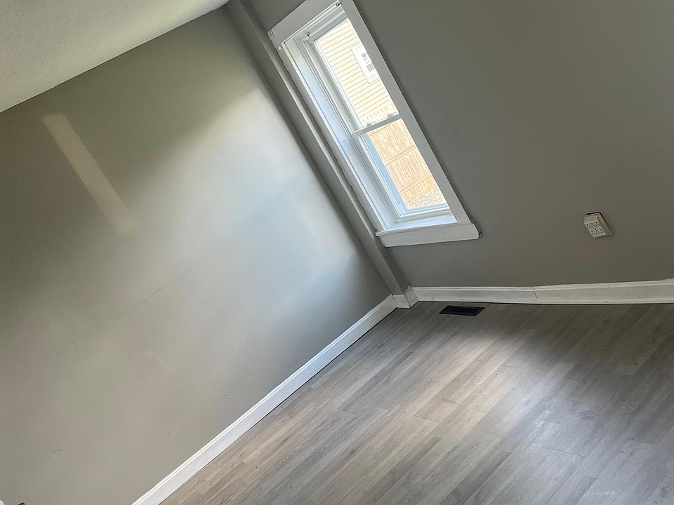 1st image of 10 Remington St