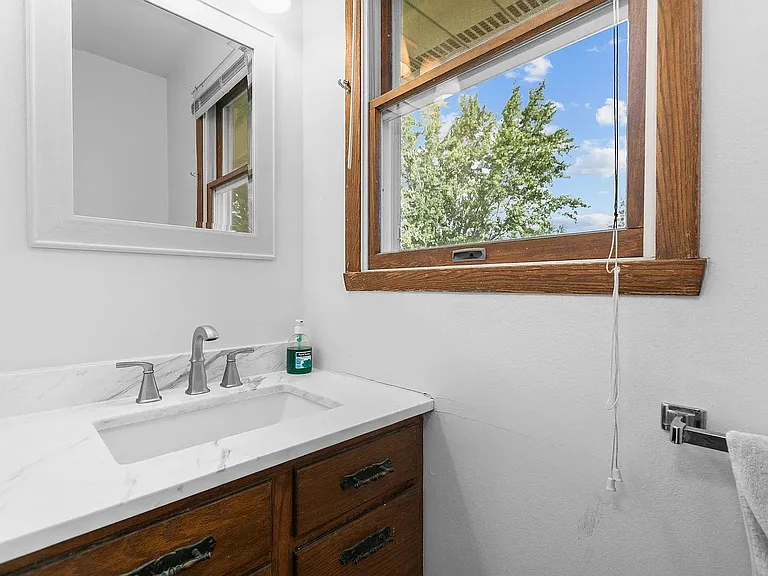Full Bath Upper