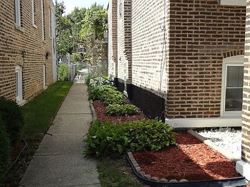 4th image of 2408 Cuyler Ave
