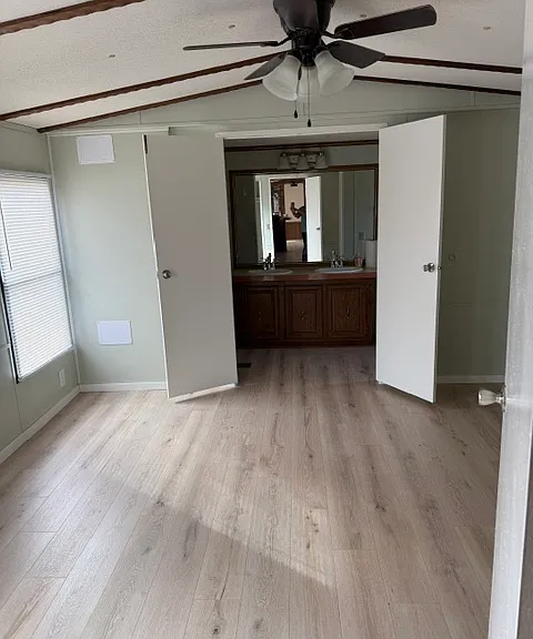 307 Quiet Waters Ct — Photo 6