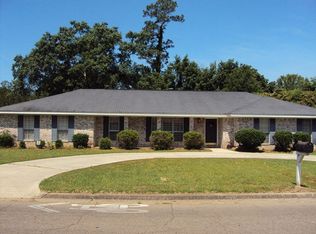 913 S 34th Ave, Hattiesburg, MS 39402
