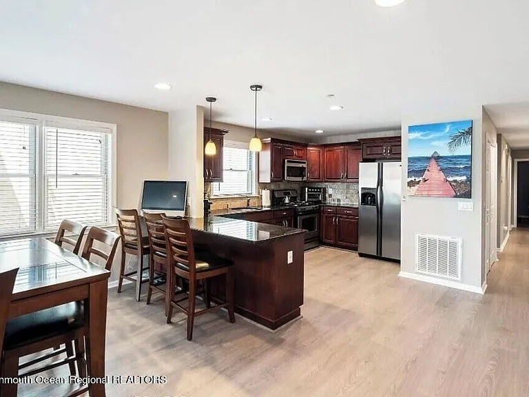 132 Hancock Ave #1 — Photo 9
