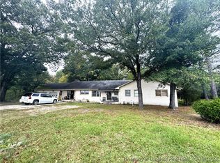 310 Old Hertford Ln, Spring Lake, NC 28390