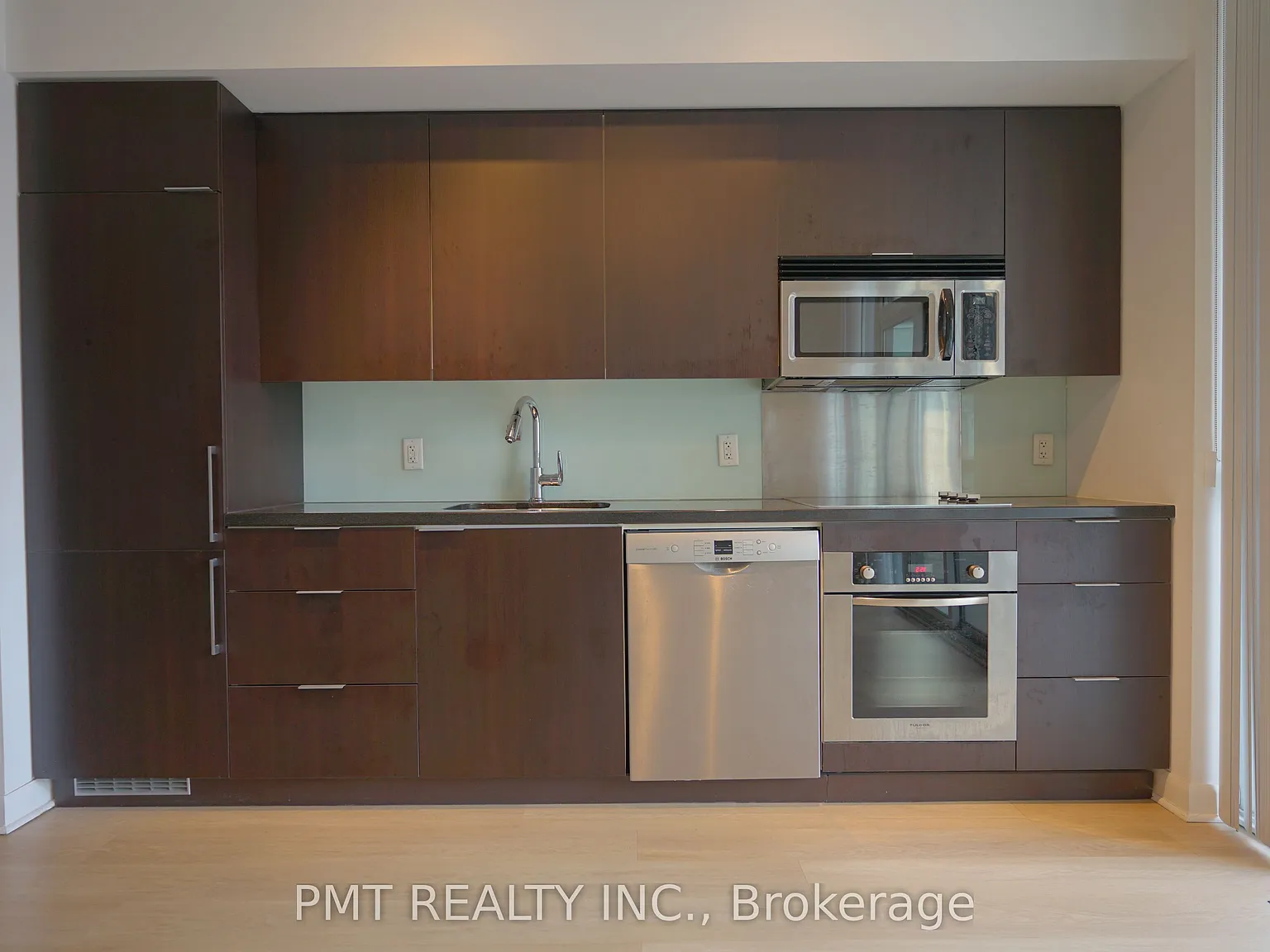 2 bed, $2,550 — Photo 3