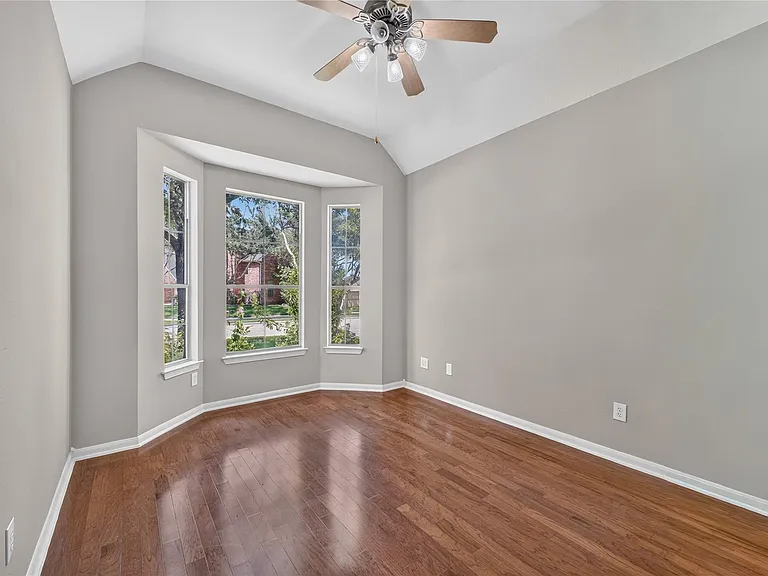 21327 Pennshore Ln — Photo 7
