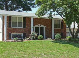 337 Sumter Dr, Belleville, IL 62221