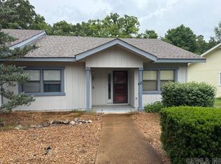 8 Spring River Ln, Cherokee Village, AR 72529