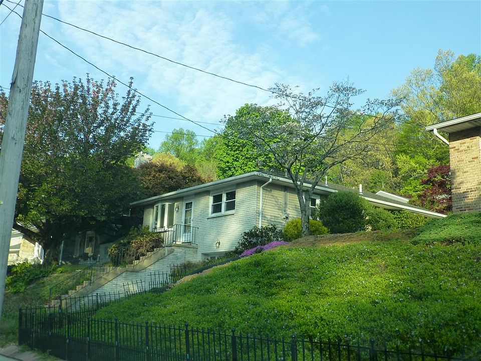 1st image of 410 Friedensburg Rd
