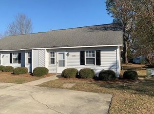 4320 Belcher St #B, Farmville, NC 27828
