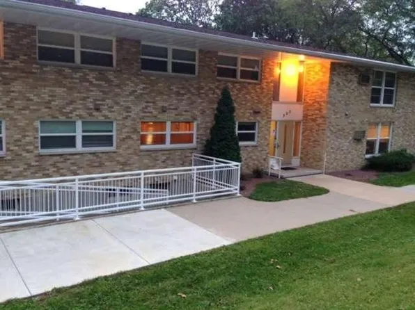 302 N Segoe Rd Unit 102, Madison, WI 53705