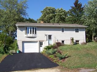 504 Green St, Mount Horeb, WI 53572