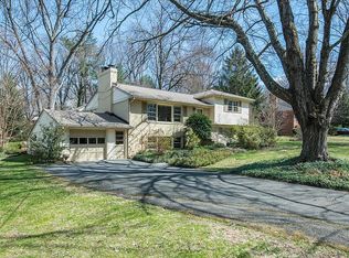 3807 Chanel Rd, Annandale, VA 22003