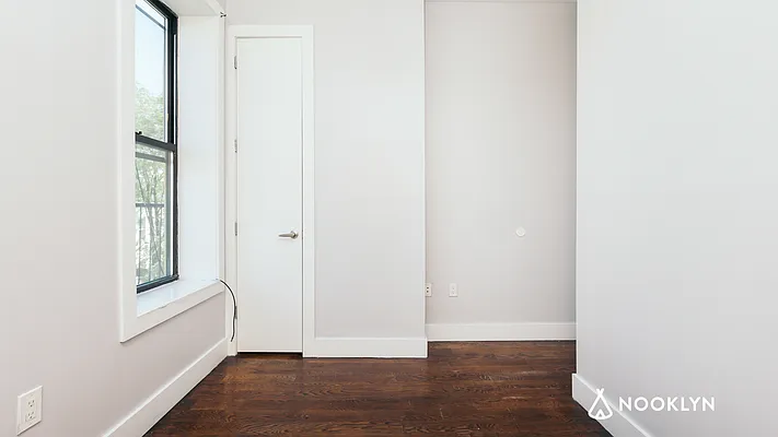 Rented by Nooklyn NYC LLC | media 6