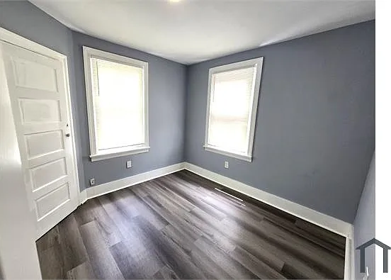 6542 Regent St — Photo 16