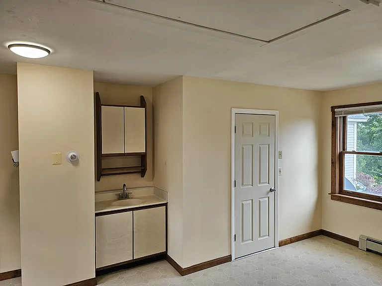 347 Ridge Rd #7 — Photo 3
