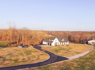 11928 Long Acres Dr, Bentonville, AR 72713
