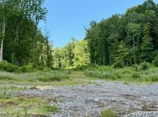 3 Chelsea Rd, Wappingers Falls, NY 12590