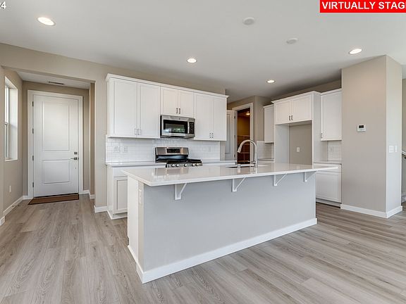 4th image of 11503 NE 136th Ave