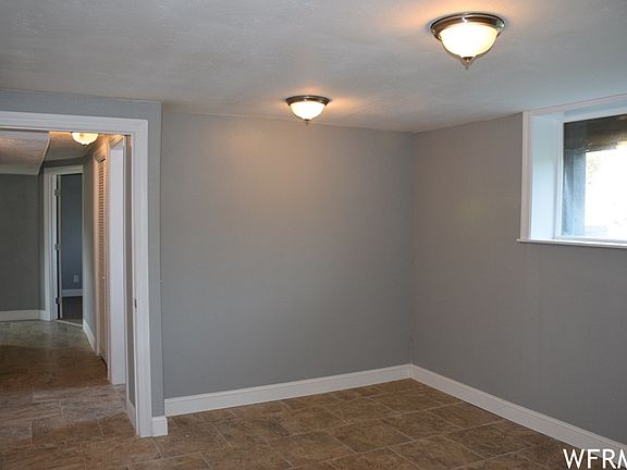3rd image of 4761 S Blueridge Cir