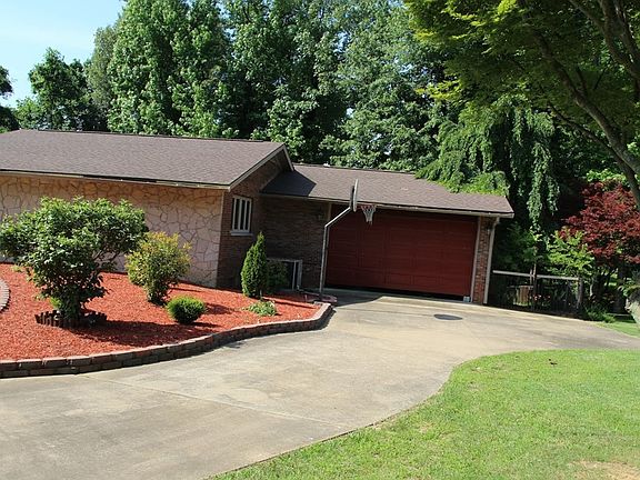 5th image of 1232 Woodmere Ln
