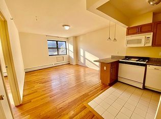 37-21 31st St #307, Long Island City, NY 11101