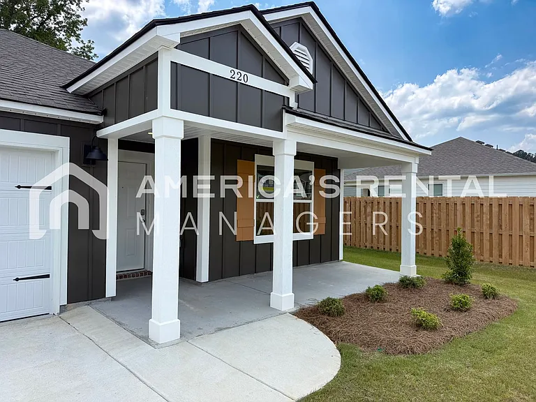 220 Pine Ridge Dr — Photo 5