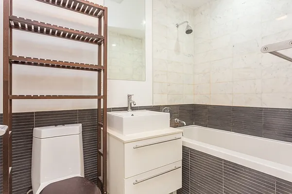 Rented by MNS | media 52