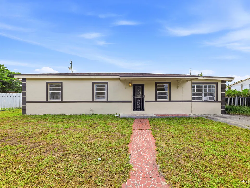 2830 NW 151st Ter
