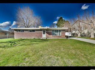 2233 E 6675 S, Cottonwood Heights, UT 84121