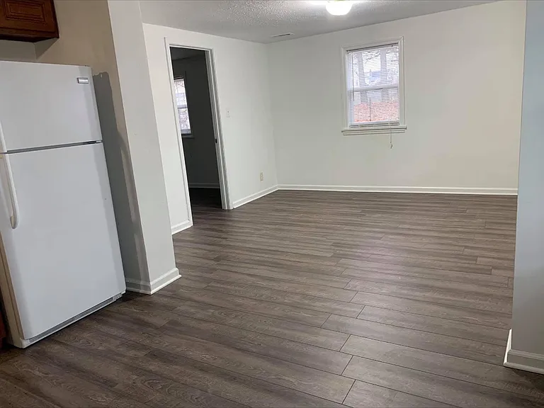 7636 Elton St — Photo 7