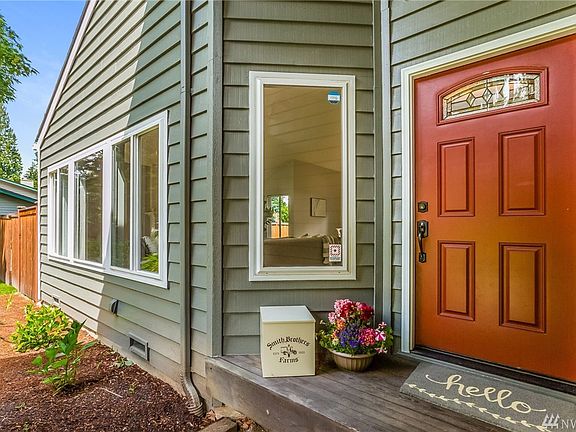Darling covered front porch.