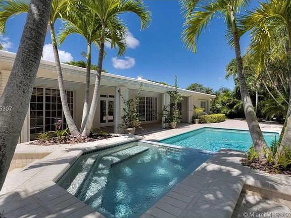 3rd image of 8700 SW 153rd Ter